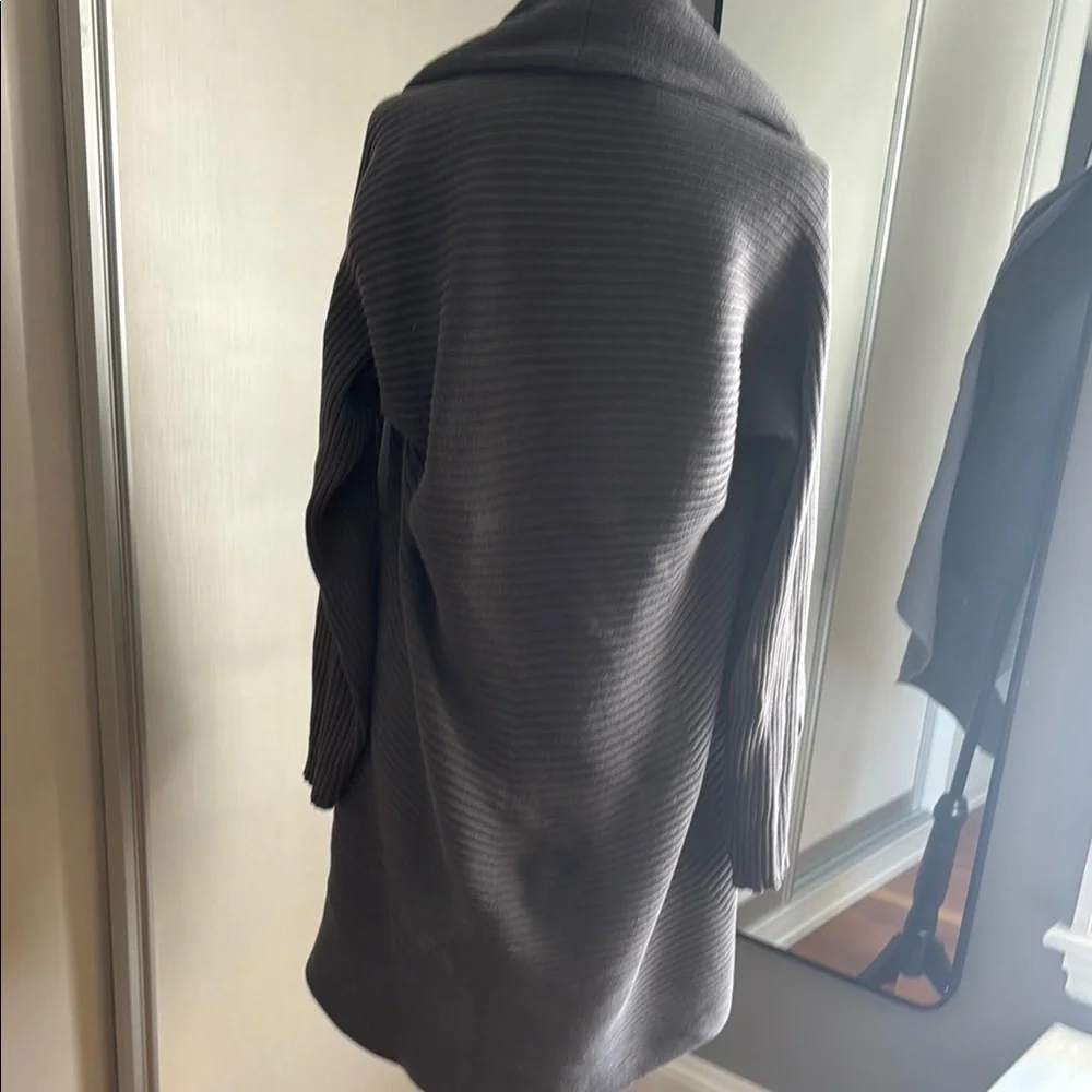 Gray Ribbed Open Front Cardigan - Picture 2 of 4